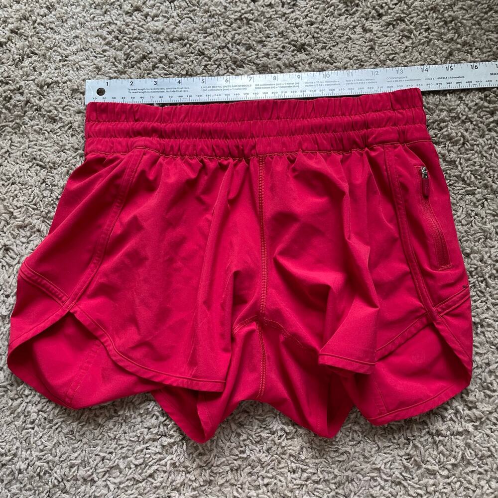Lululemon Tracker Short V *4" in Red Lined size 8 - Picture 13 of 14